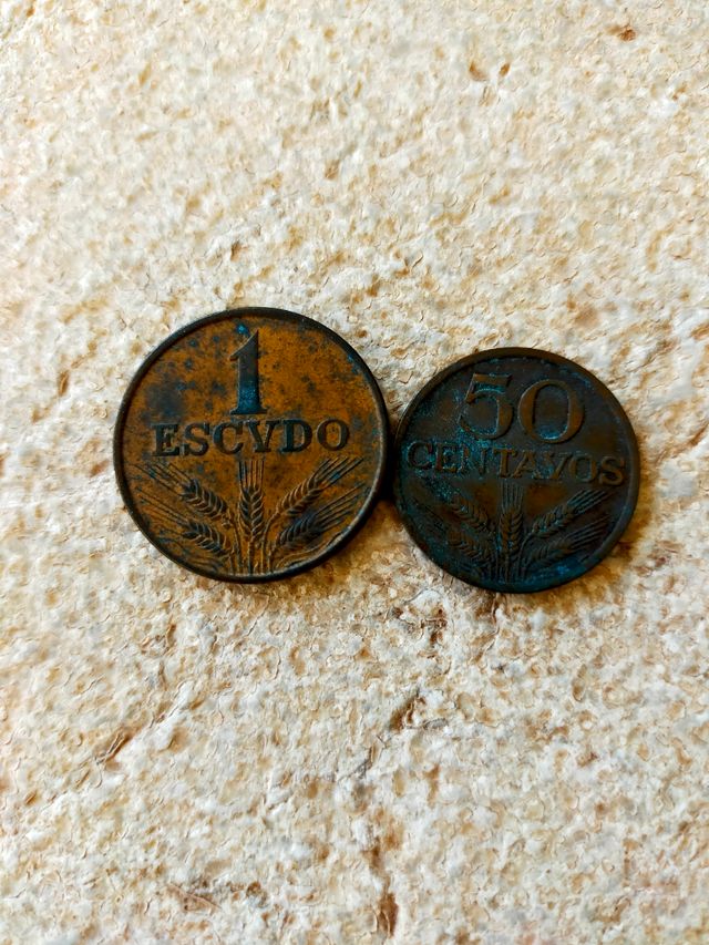 Lote 25 monedas de Portugal