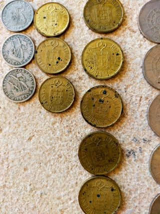 Lote 25 monedas de Portugal