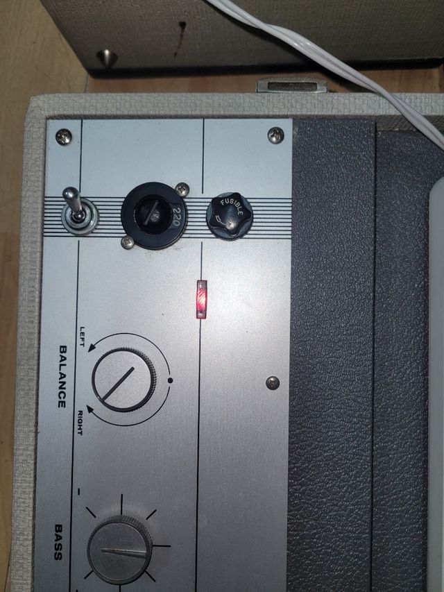 TOCADISCOS ANTIGUO AÑOS 70