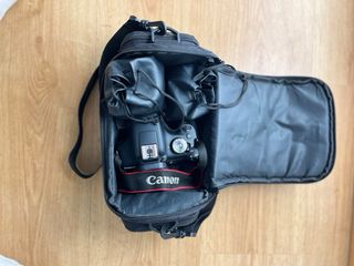 Fotocamera Canon EOS 2000D