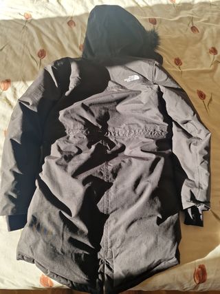 Parka north face Artic Niñas casi nueva