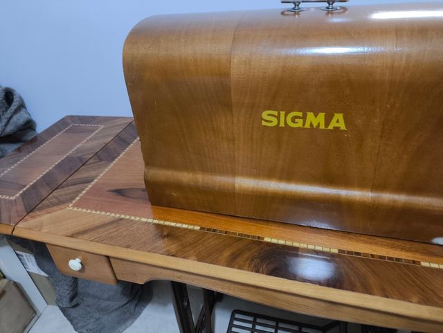 Máquina de coser sigma