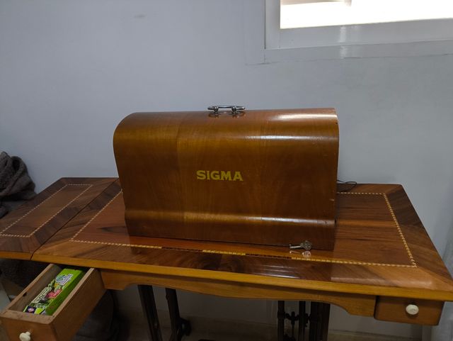 Máquina de coser sigma