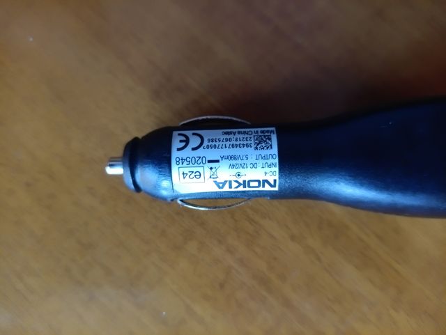 Caricabatteria da auto Nokia