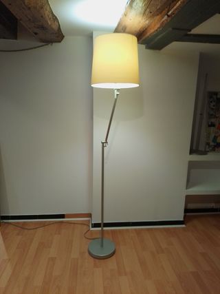Lampara de pie