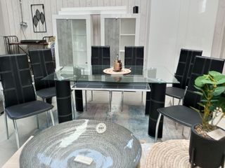 NUEVO: Mesa de Cristal + 6 Sillas en Polipiel