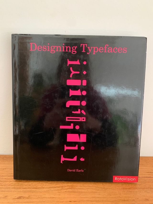 Designing Typefaces libro tapa dura