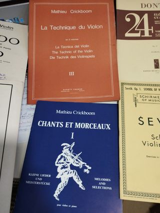 Lote 12 partituras violín métodos cd