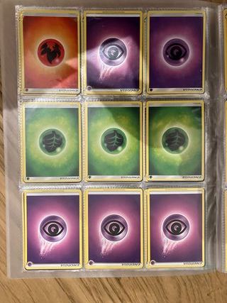 Cartas Pokémon y album | Pokemon Cards and Album