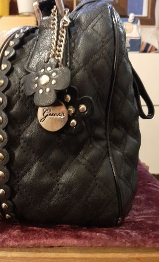 Borsa secchiello Guess