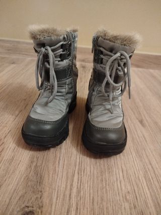 Scarponcini neve bambina