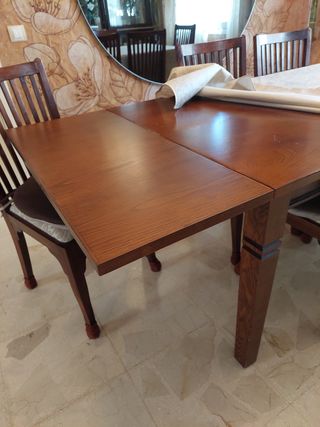 Mesa madera extensible y 6 sillas