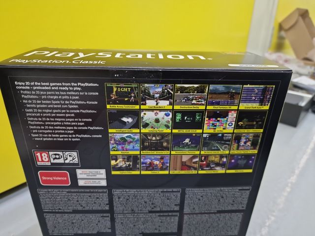 Sony PlayStation Classic con 20 juegos