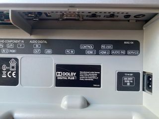 Television LOEWE modelo ART