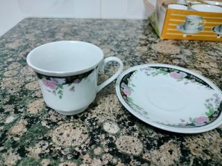 Juego de tazas de café a estreno