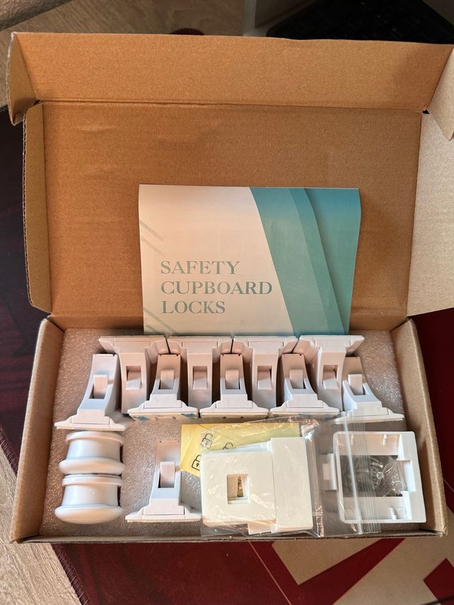 Cierre magnetico y bloqueo de puertas bebe