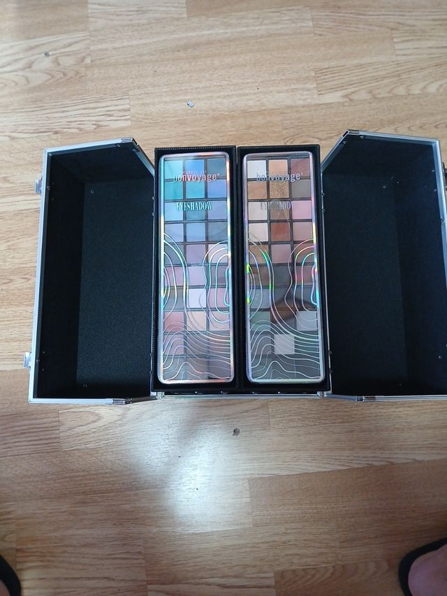 Maletín de maquillaje completo 