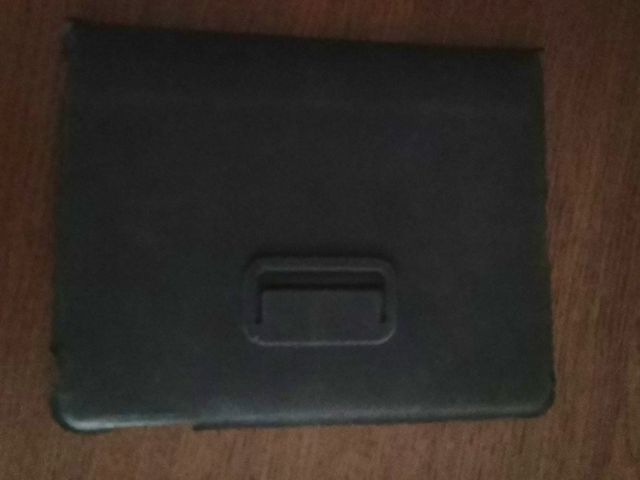 iPad de primeira geração com capa