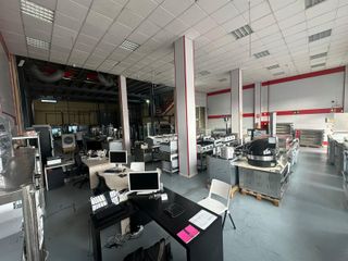 Venta de Nave en calle Sierra Morena, 14