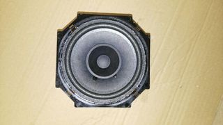 Altavoz Mercedes 8ohm