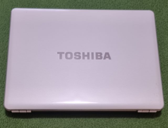 PC Portátil Toshiba en buen estado