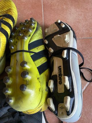 ZAPATILLAS FUTBOL ADIDAS Y UMBRO