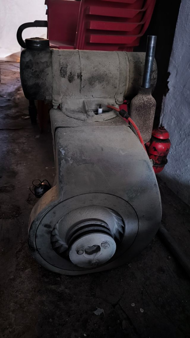 Motor campeon hormigonera 