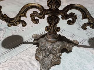 Candelabri antico più cagnolino
