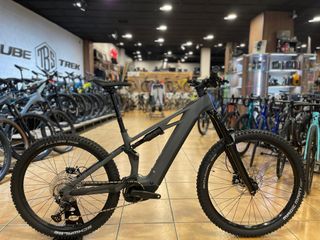 CUBE STEREO HYBRID ONE77 HPC RACE