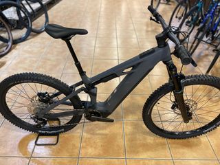 CUBE STEREO HYBRID ONE77 HPC RACE