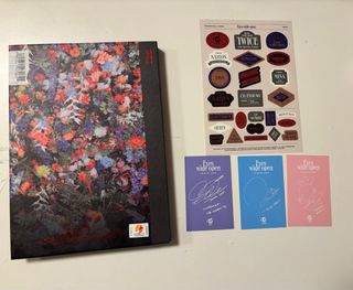 Twice “Eyes wide open”  photocards e poster