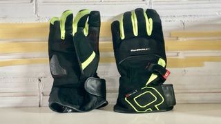 Pack Moto: Chaqueta y guantes