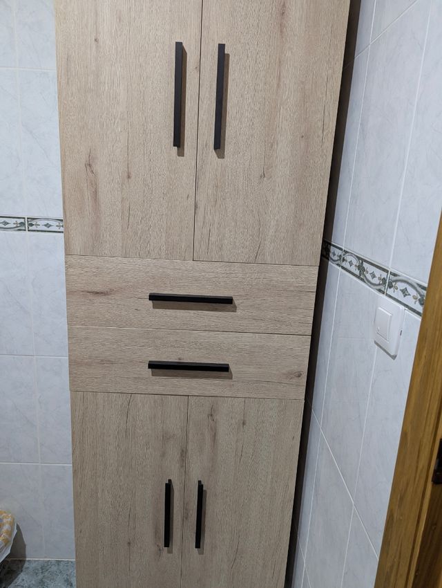 9 tiradores muebles baño