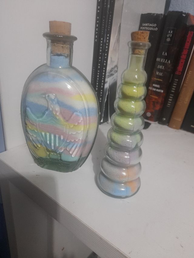 Frascos cristal con arena de colores