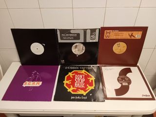 Vinilos música electrónica 10 € unidad ver fotos
