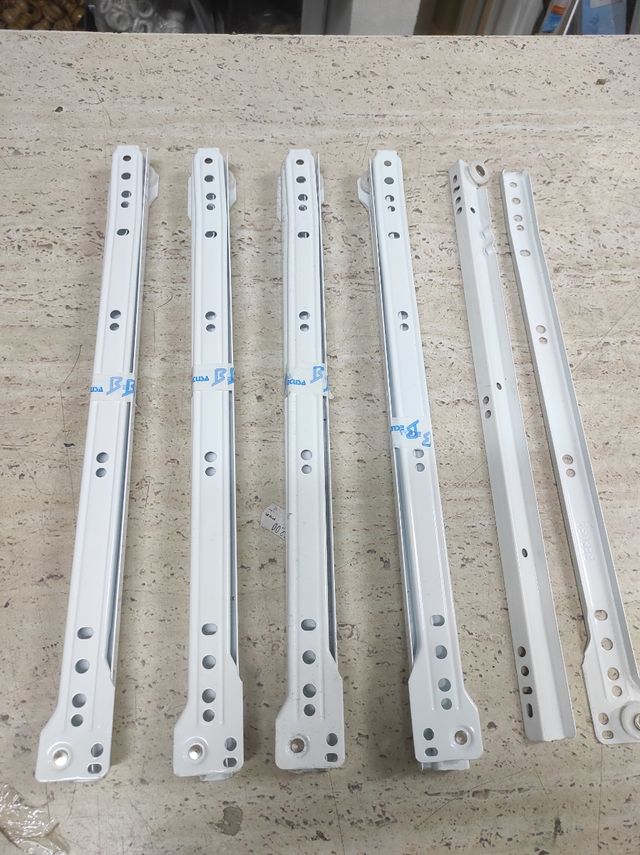 Guías 6 euros juego, para un cajon