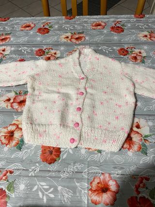 Cardigan e gonne fatti a mano