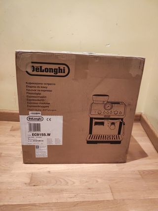 Cafetera De'Longhi EC9155.W - Nueva