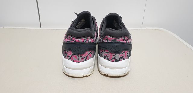 Sneakers Asics taglia 36 nuove