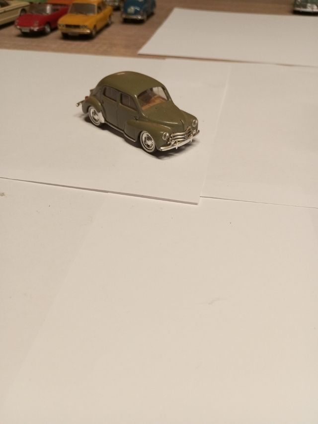 Auto da collezione Renault 4cv