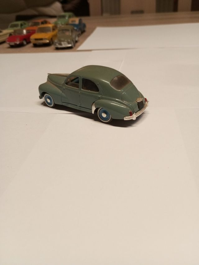 Auto da collezione Peugeot 203