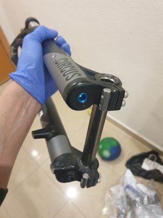 HORQUILLA MANITOU CIRCUS 100 mm (algo negociable)