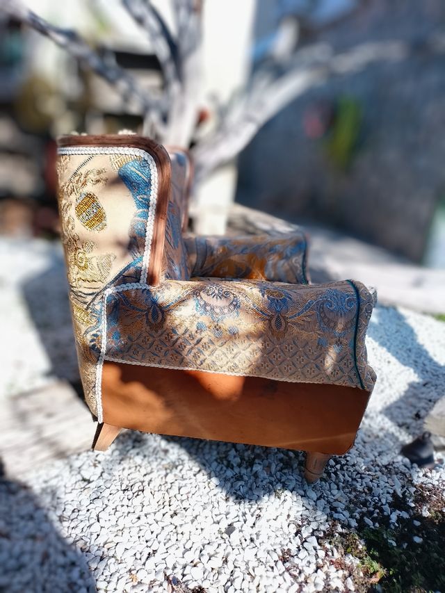 Sillón restaurado artesanal
