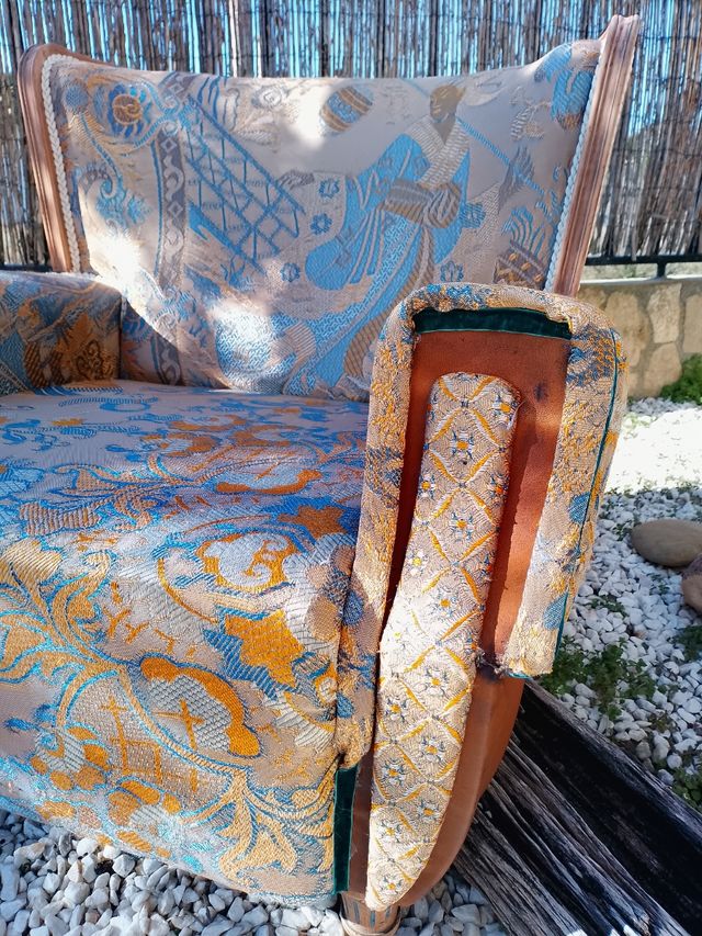 Sillón restaurado artesanal