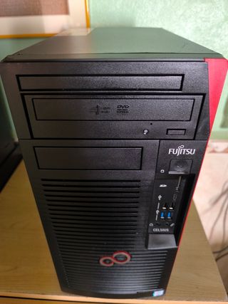 Computer Fijitsu, 32 GB di RAM.! Alta gamma!