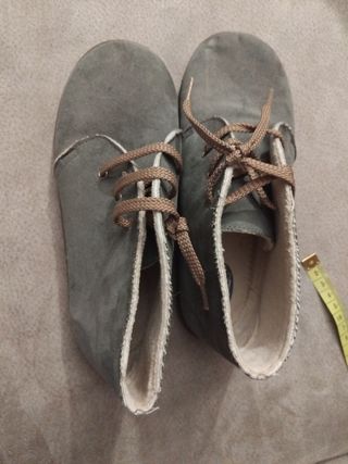 Zapatos niño talla 35 vul-peques