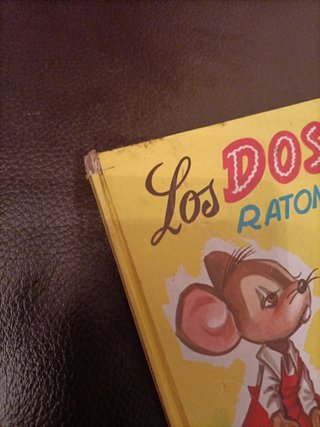 Libro cuentos vintage