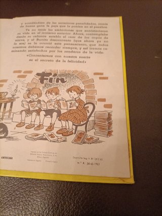 Libro cuentos vintage