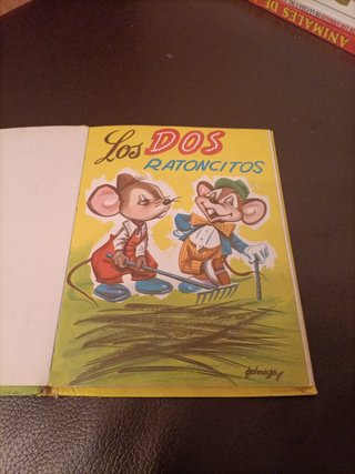 Libro cuentos vintage
