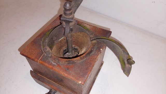 Molinillo de cafe ELMA